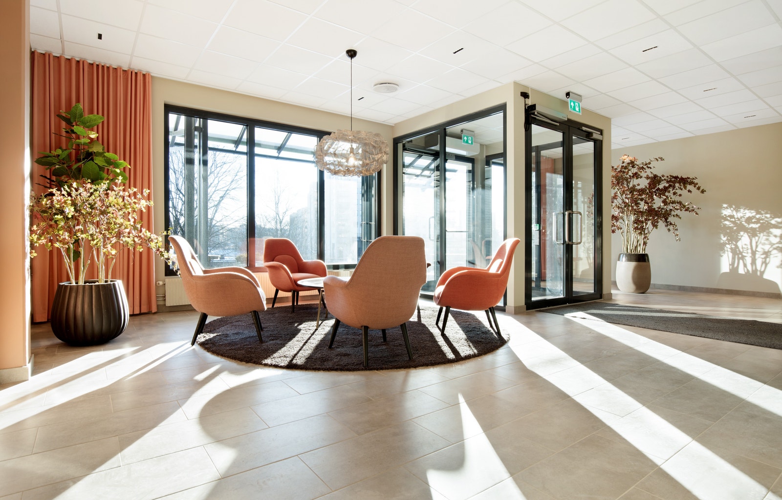 Et innbydende inngangsparti fra Økernveien Galleribilde