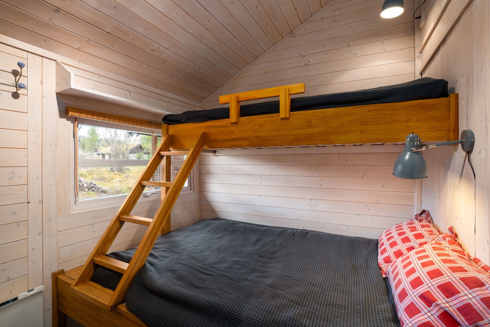 Soverom 2. har plassbygg familiekøye. Galleribilde