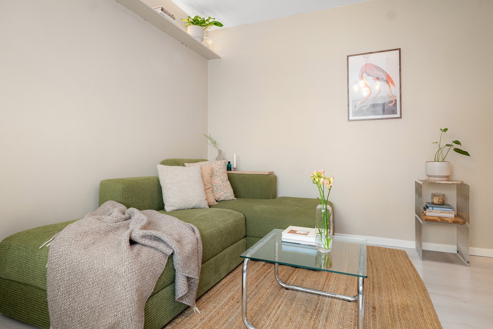 Leiligheten har gjennomgående lys, moderne kvaliteter og sentral beliggenhet Galleribilde