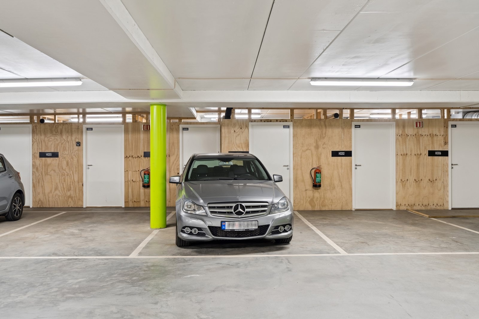 Parkering og bod i kjeller medfølger. Galleribilde