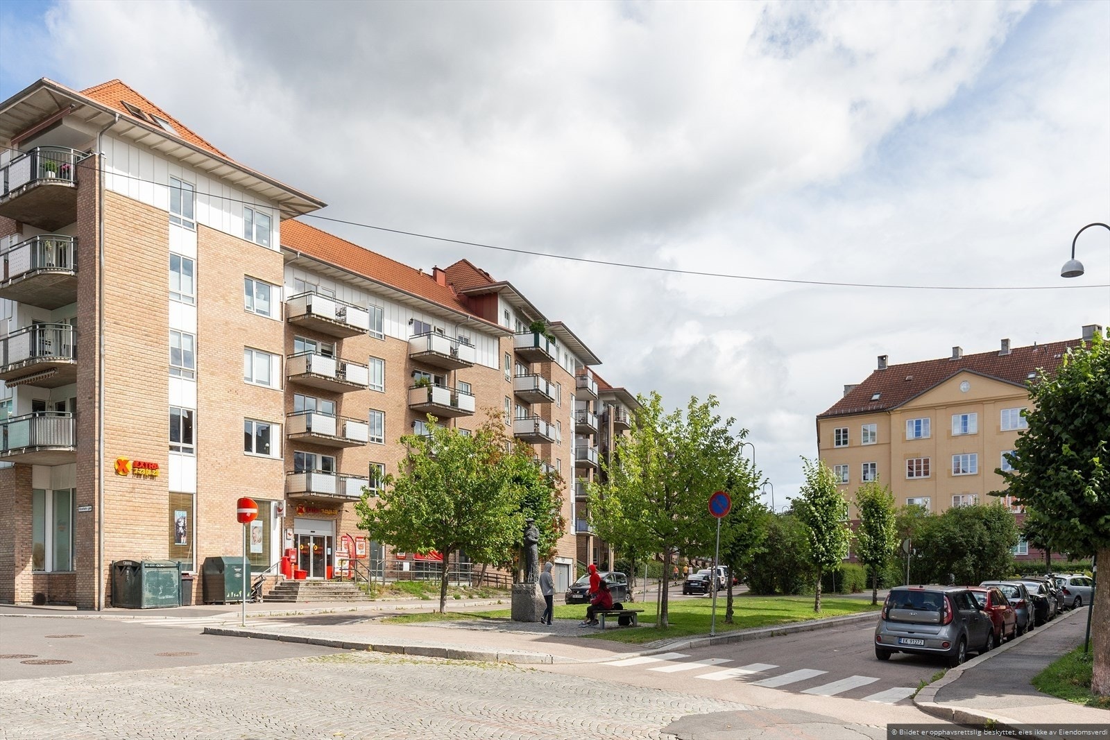 Umiddelbar nærhet til Coop Extra. Galleribilde