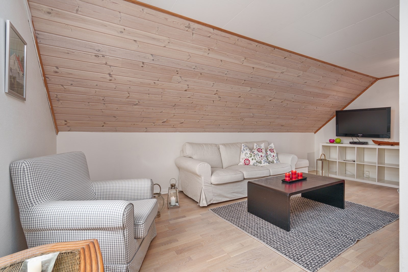 YON09433-blend Galleribilde