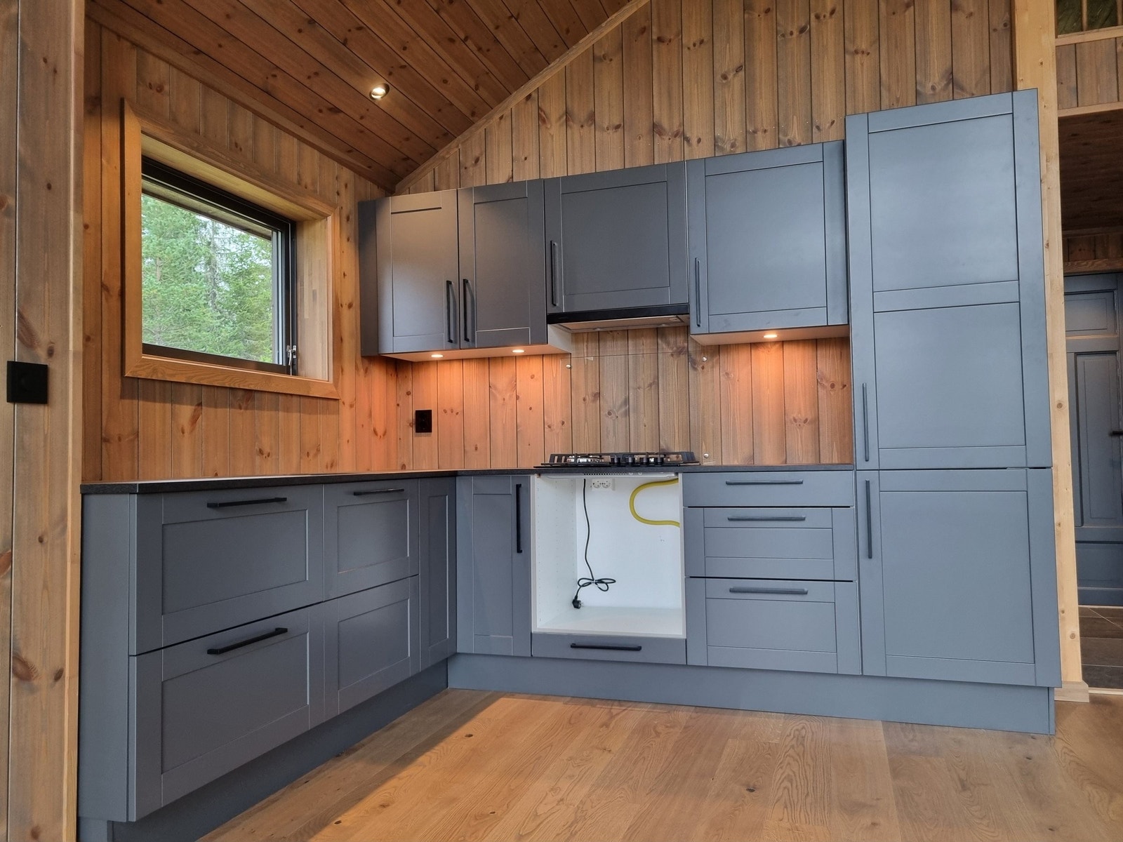 Sigdal kjøkken, Scala Palett. Røroshetta kjøkkenventilator Galleribilde