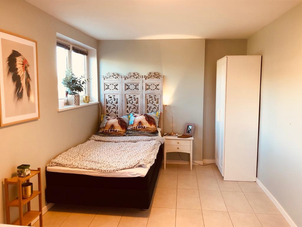 Spverom 1/3 ca 20 kvm Galleribilde