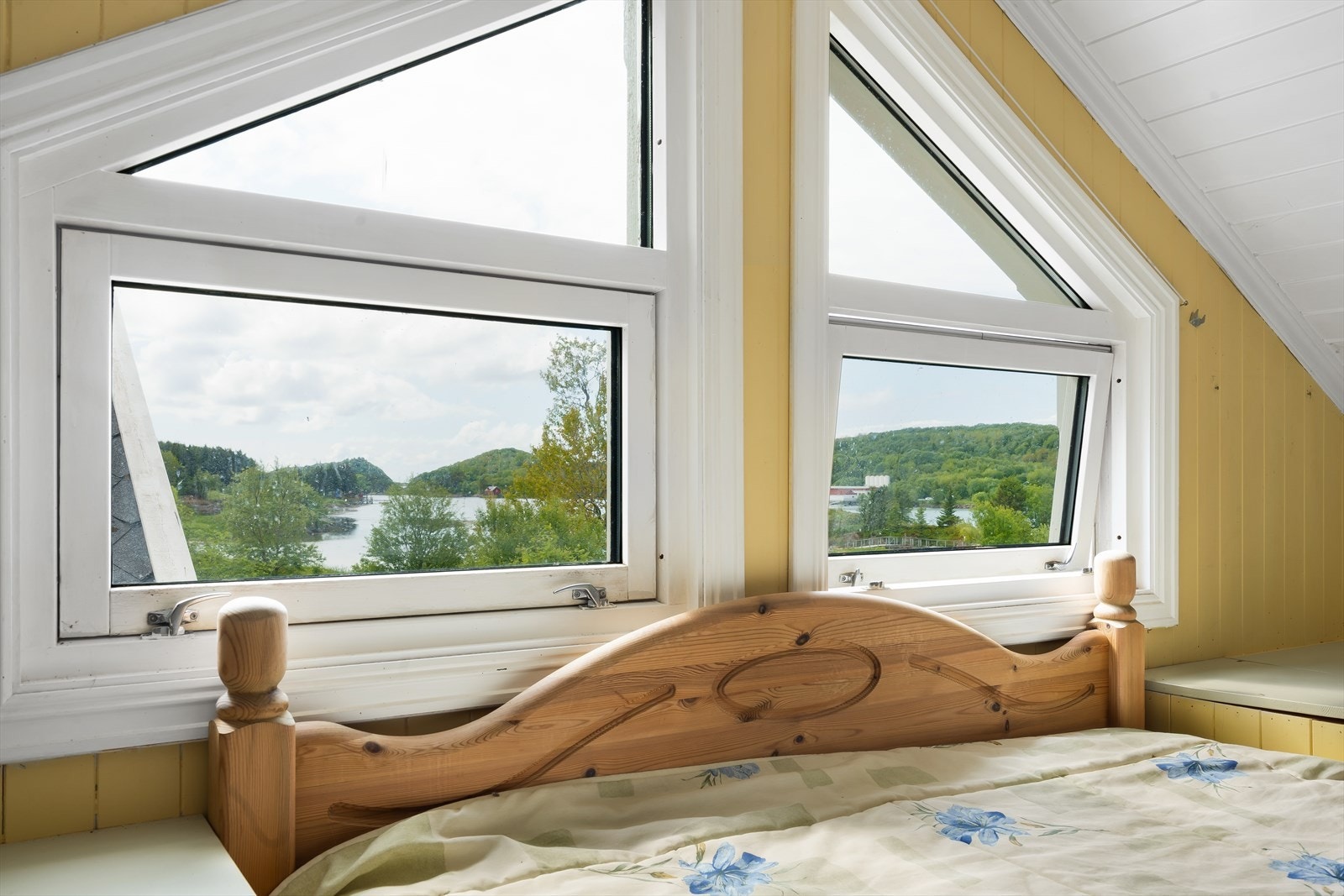 Utsikt mot sør. Galleribilde