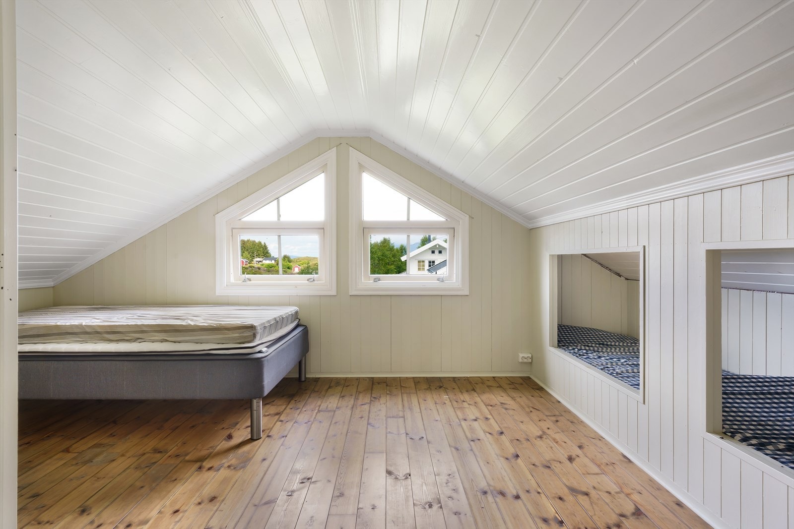 Her har man lune og plassbesparende sovealkover som gir både kos og skjerming. Galleribilde