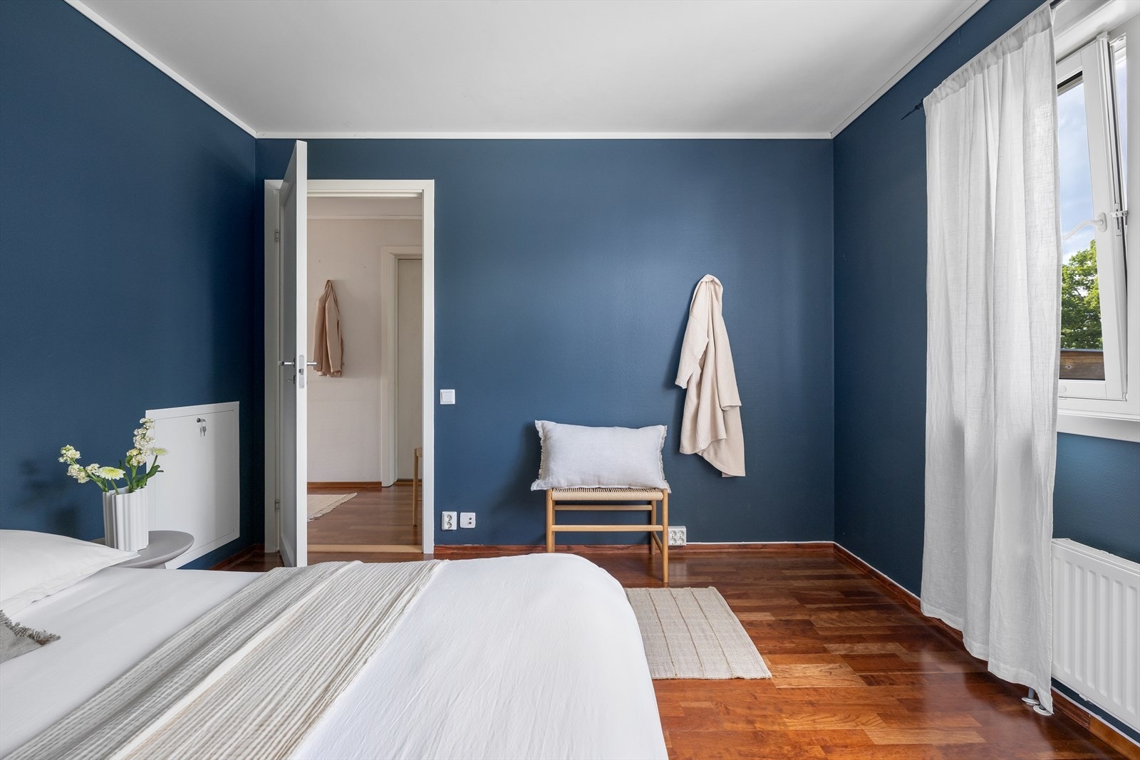 Begge soverommene har plass til seng og garderobeskap. Galleribilde