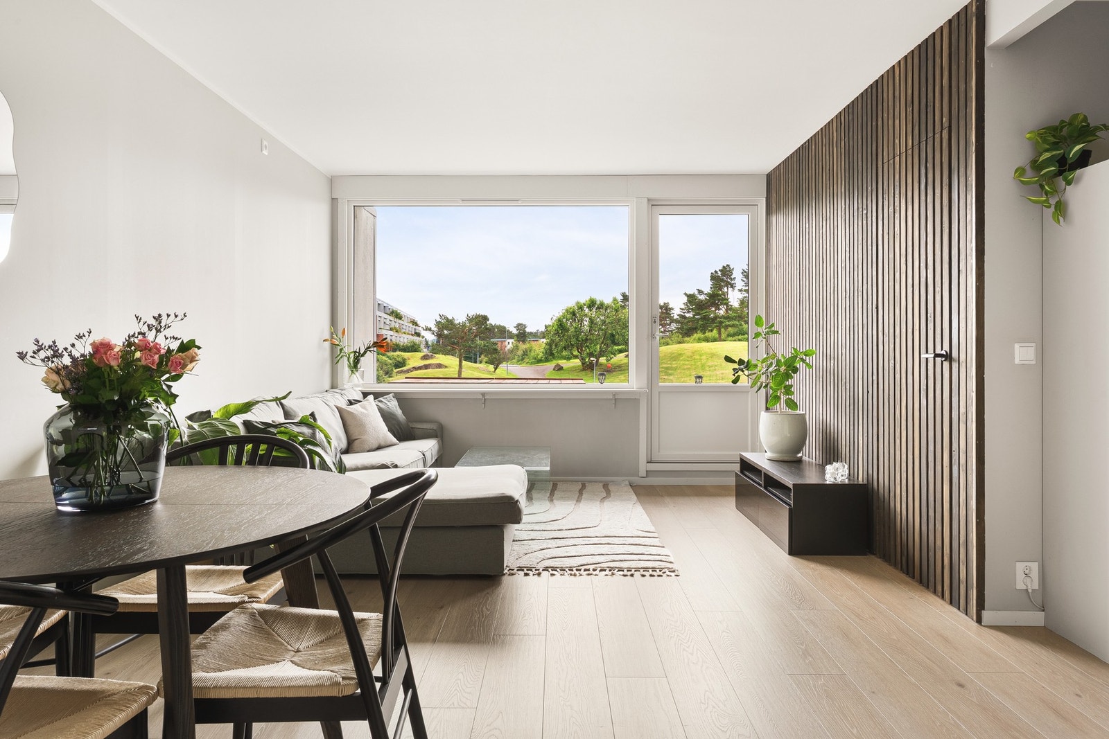 Bjørndalsskogen 75 presenteres av EIE Eiendomsmegling ved Ina Merethe Sande Sætre. Galleribilde