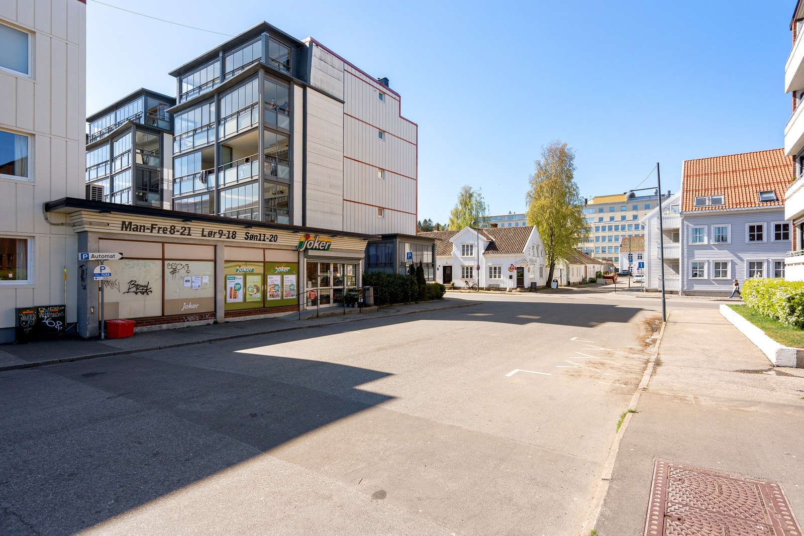 - Butikk rett i nærheten, som også er søndagsåpent - Galleribilde