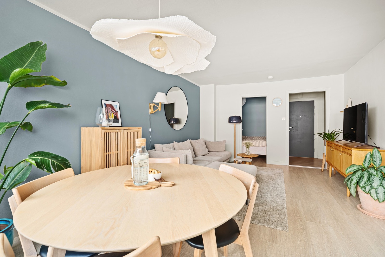 - Alle overflater er malt i moderne fargevalg - Galleribilde