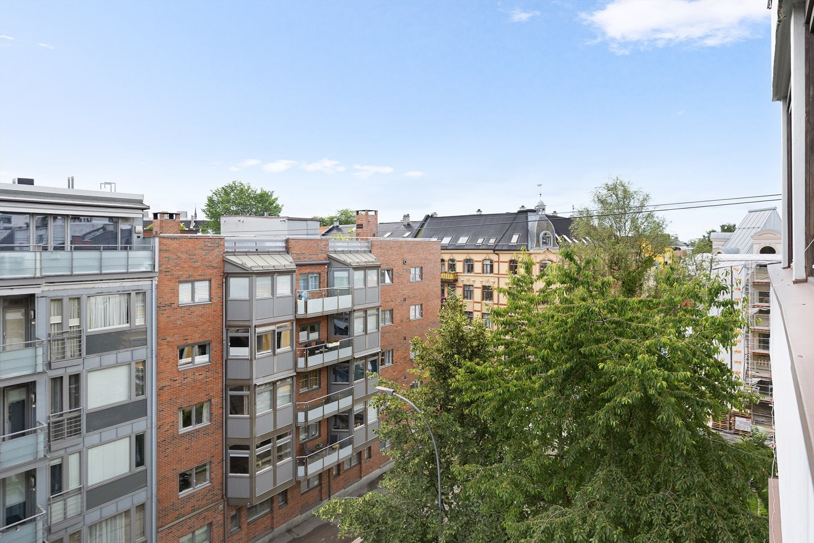 Her kan man nyte solen fra morgenen til ettermiddag Galleribilde