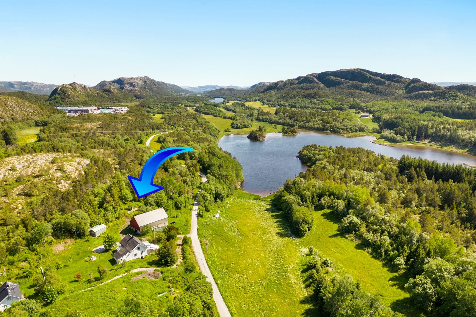Velkommen til Øyahalsvegen 136! Galleribilde