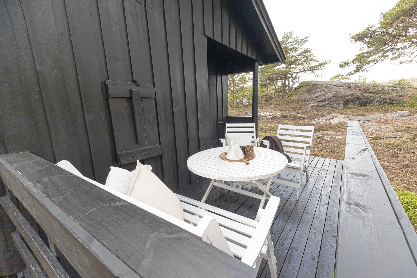 Naturtomt rundt hytta Galleribilde