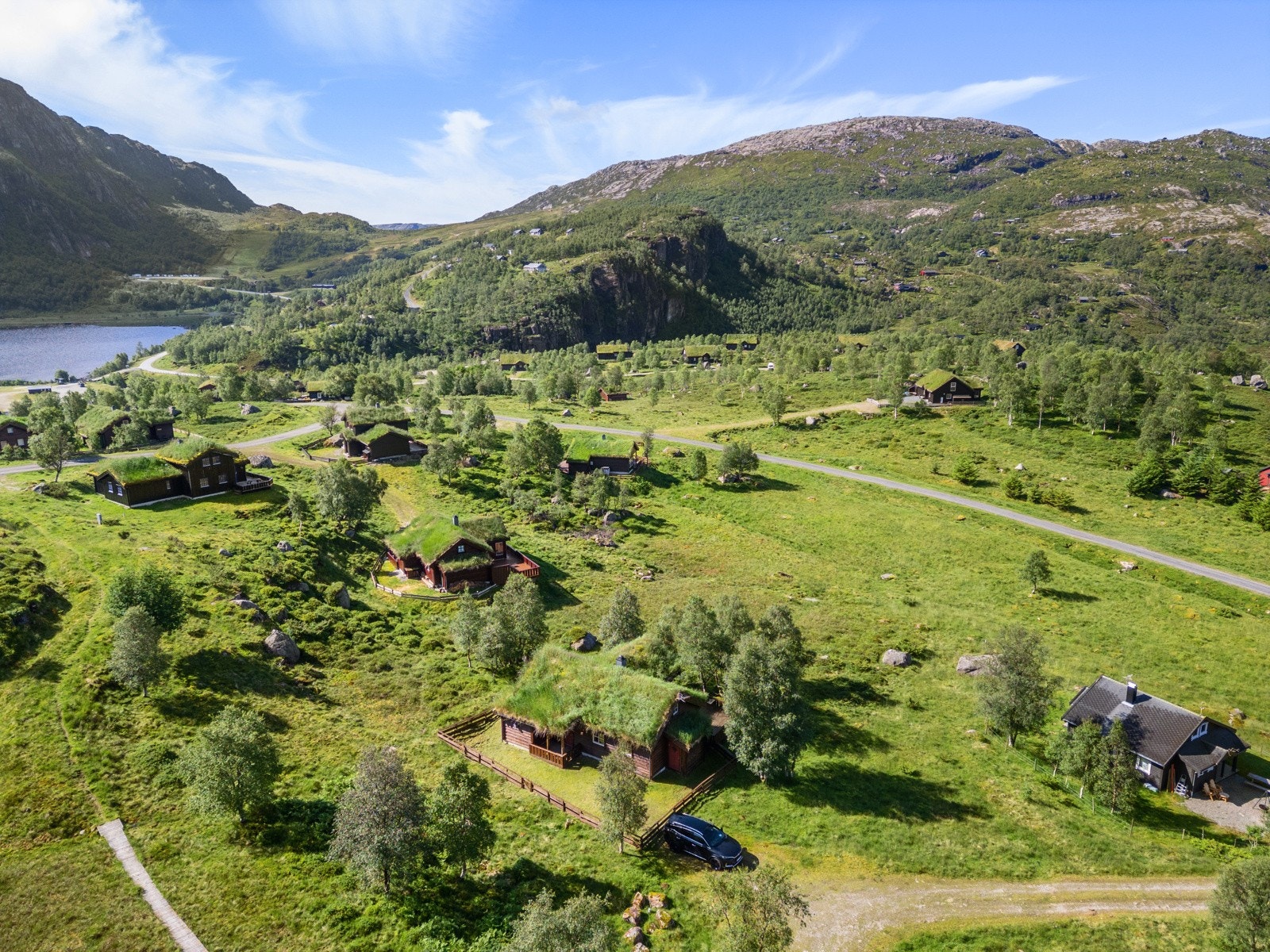Flott plassering ved Rinnane ovenfor campingen. Galleribilde