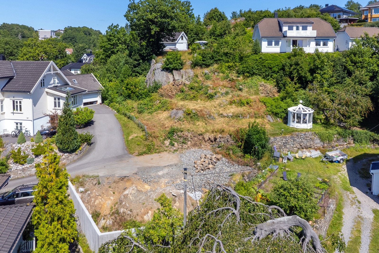 Boligen er tiltenkt plassert høyt og fritt med fantastisk utsikt. Galleribilde