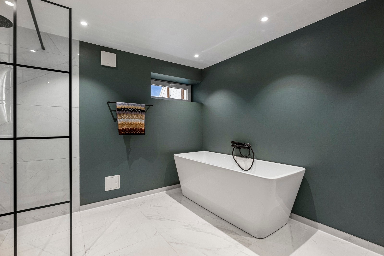 Nyt kalde høstdager innedørs og fyll badekaret. Galleribilde