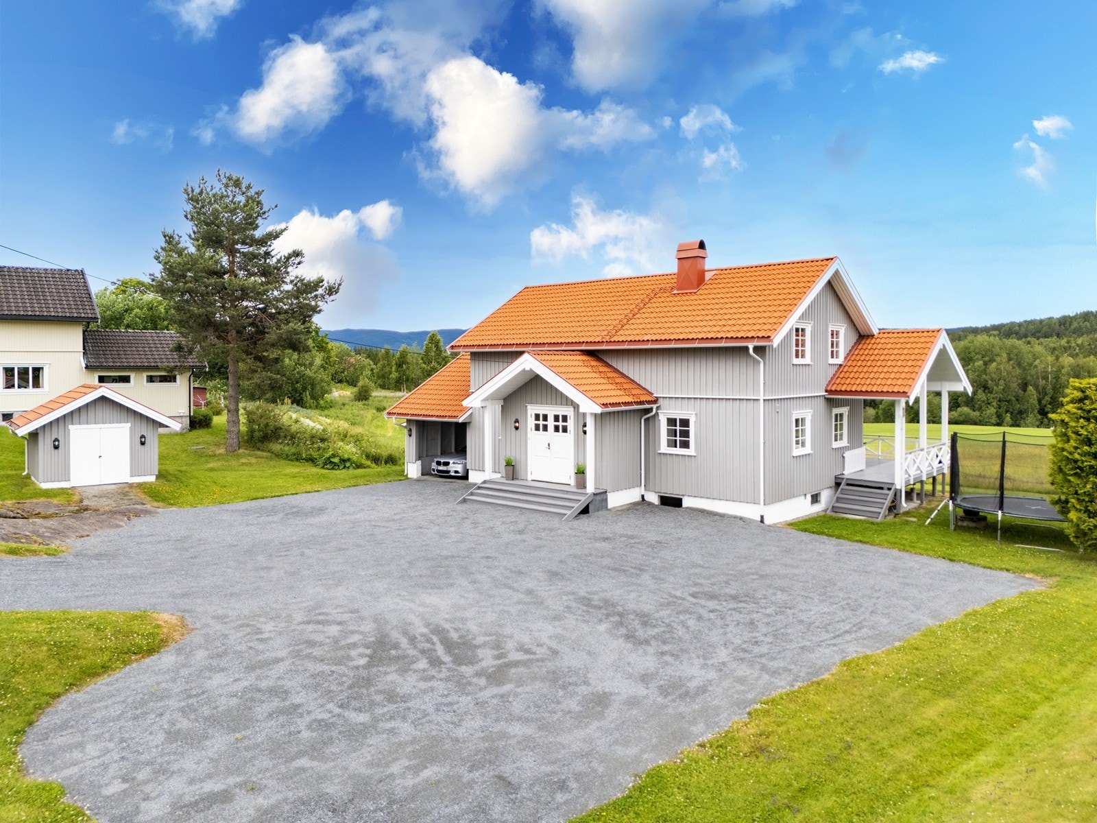 Velkommen til Nedre Skalstadvei 48! Galleribilde