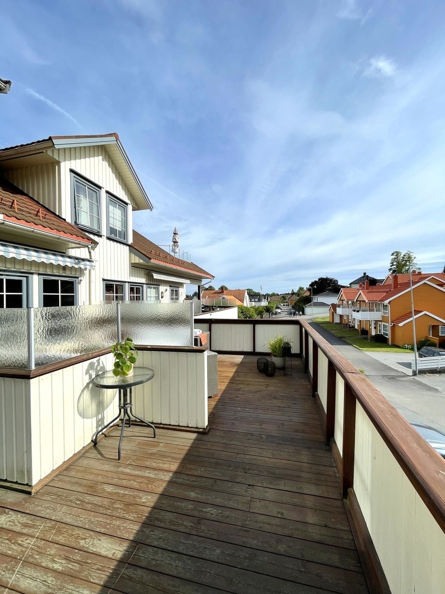 Egen inngang til terrassen Galleribilde