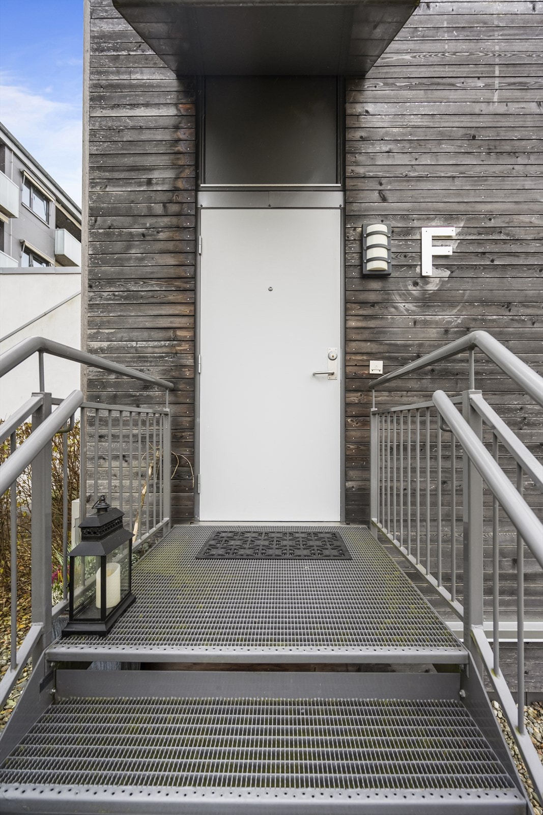 Egen privat adkomst. Galleribilde