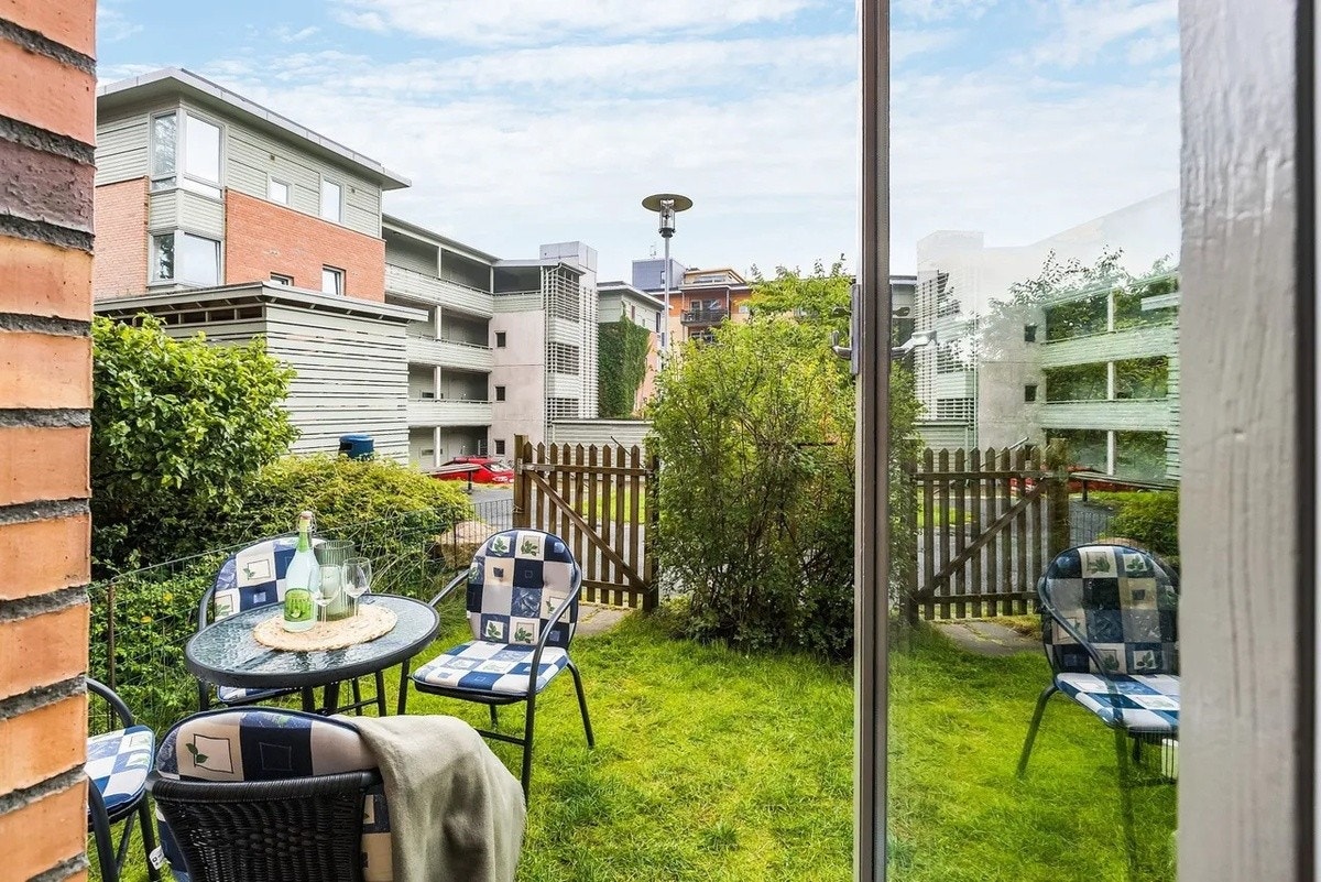 Privat hage på ca 50kvm Galleribilde