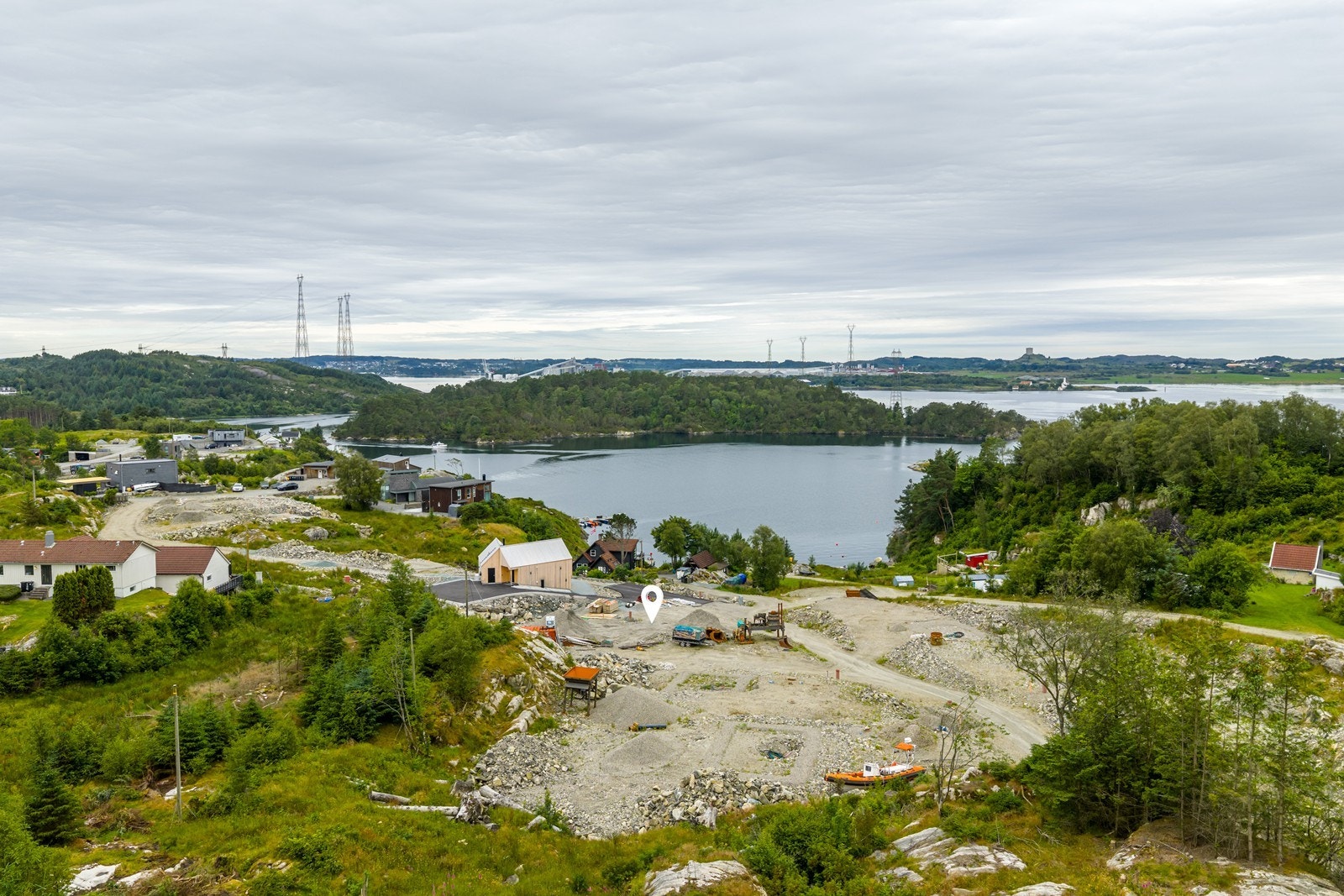 Her har du en gyllen mulighet til å realisere drømmen om en moderne fritidsbolig Galleribilde