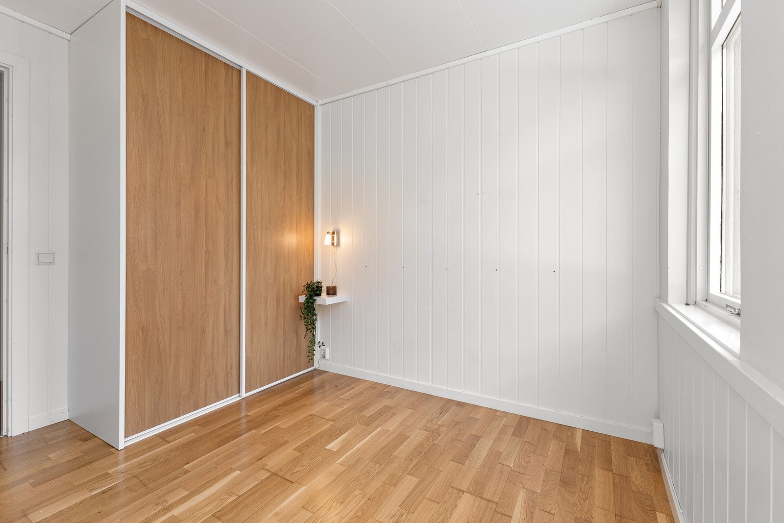 Innebygd garderobeskap Galleribilde