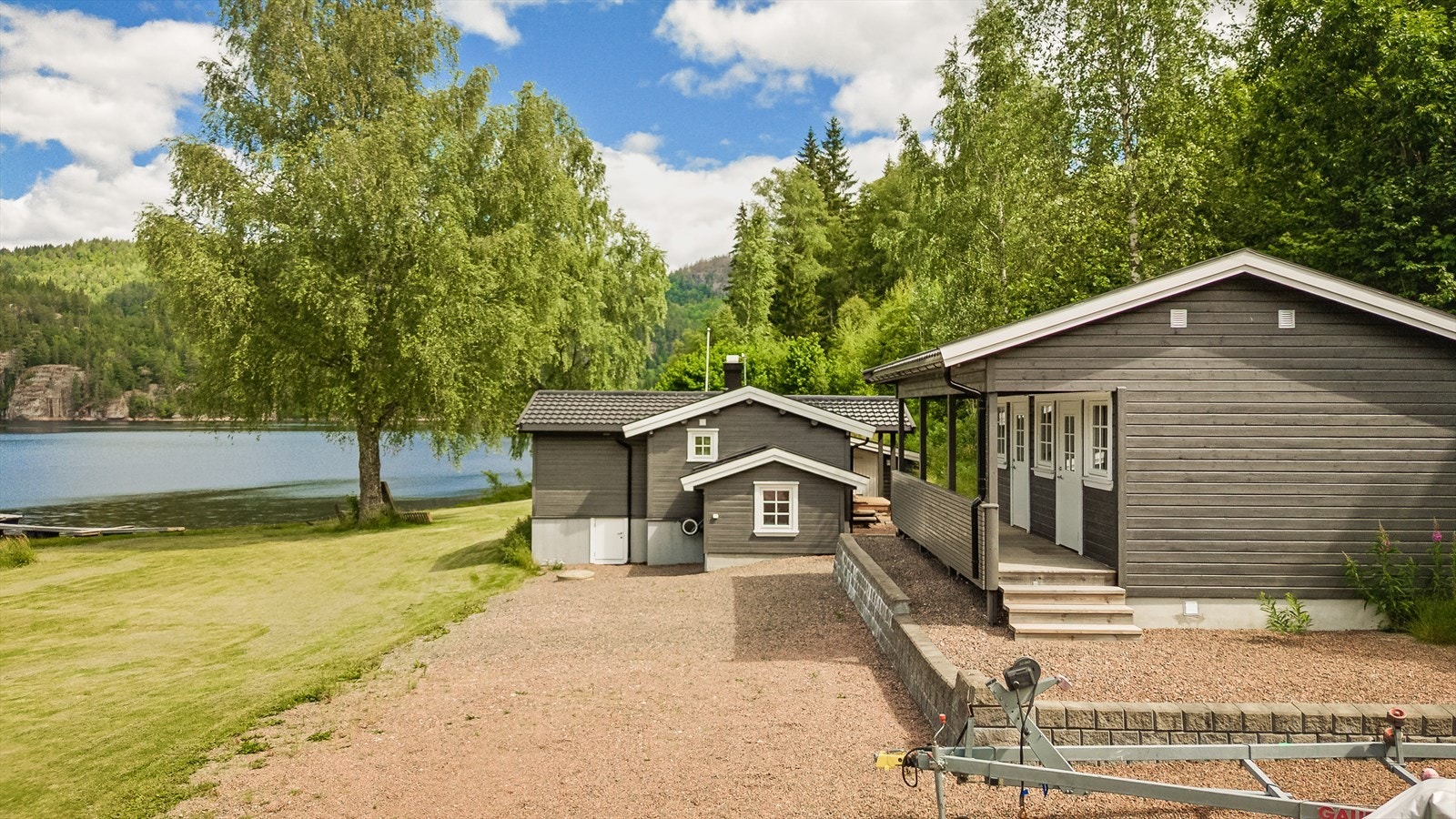 God plass til både parkering og uteopphold. Galleribilde