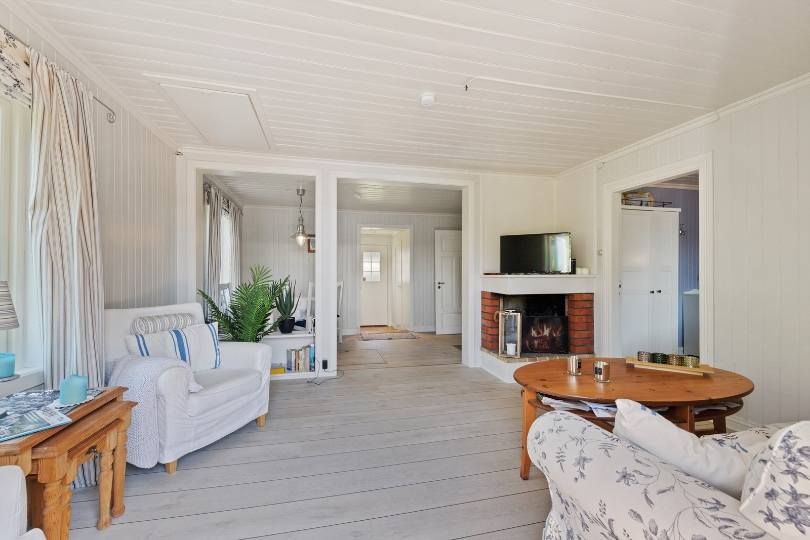 Velkommen inn i hovedhytta Galleribilde