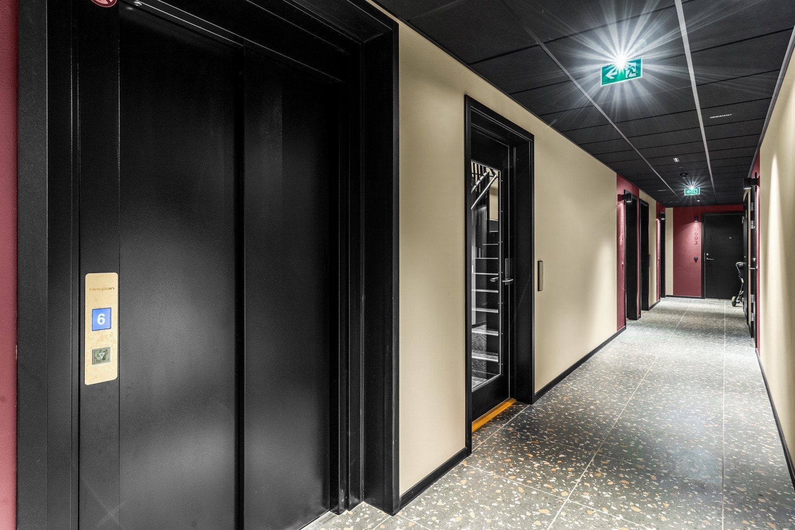 Heisadkomst til leilighetsplan Galleribilde