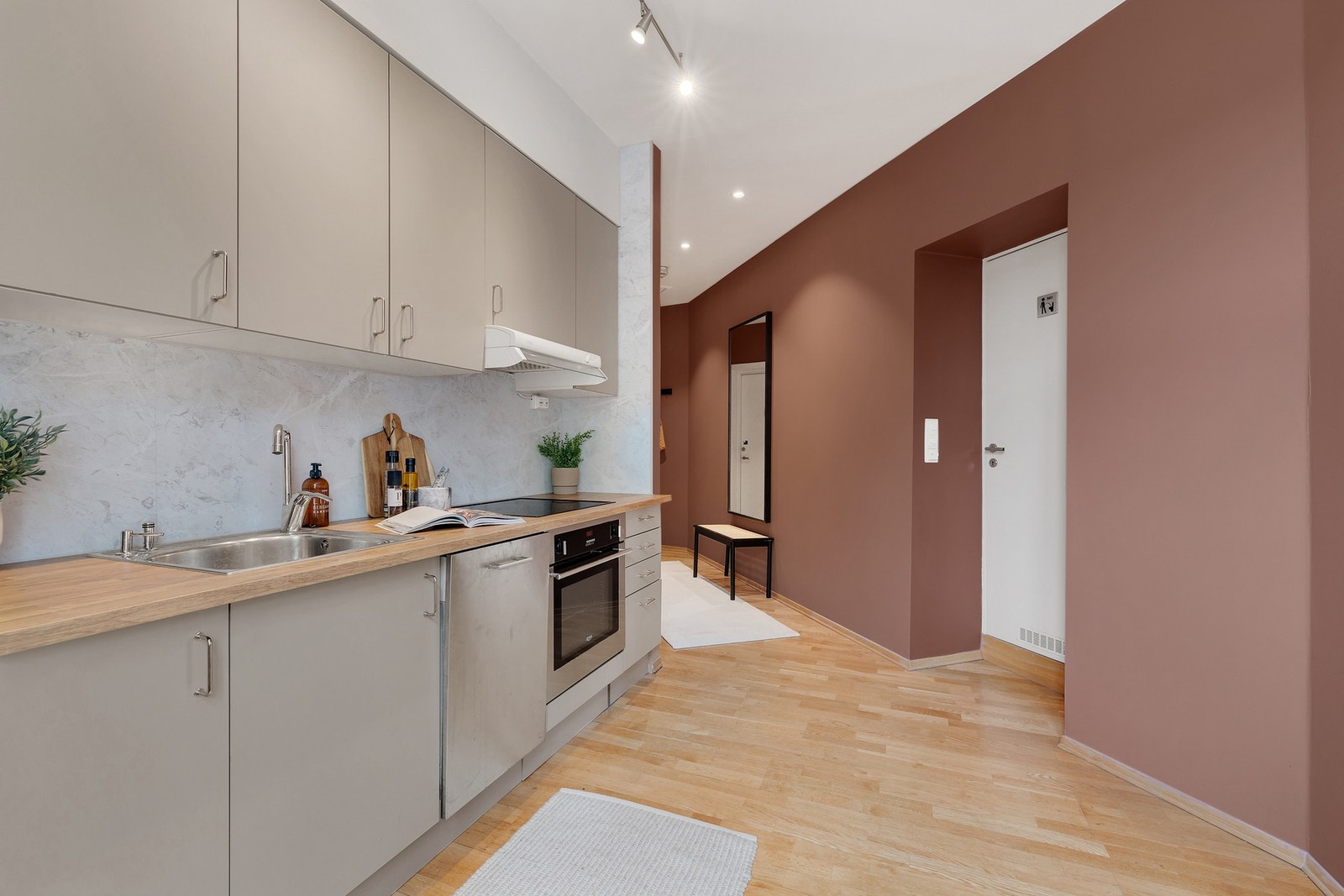 En stor og lekker 2-roms hjørneleilighet med sentral beliggenhet. Galleribilde