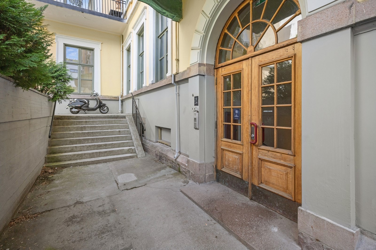 Inngangspartiet. Galleribilde