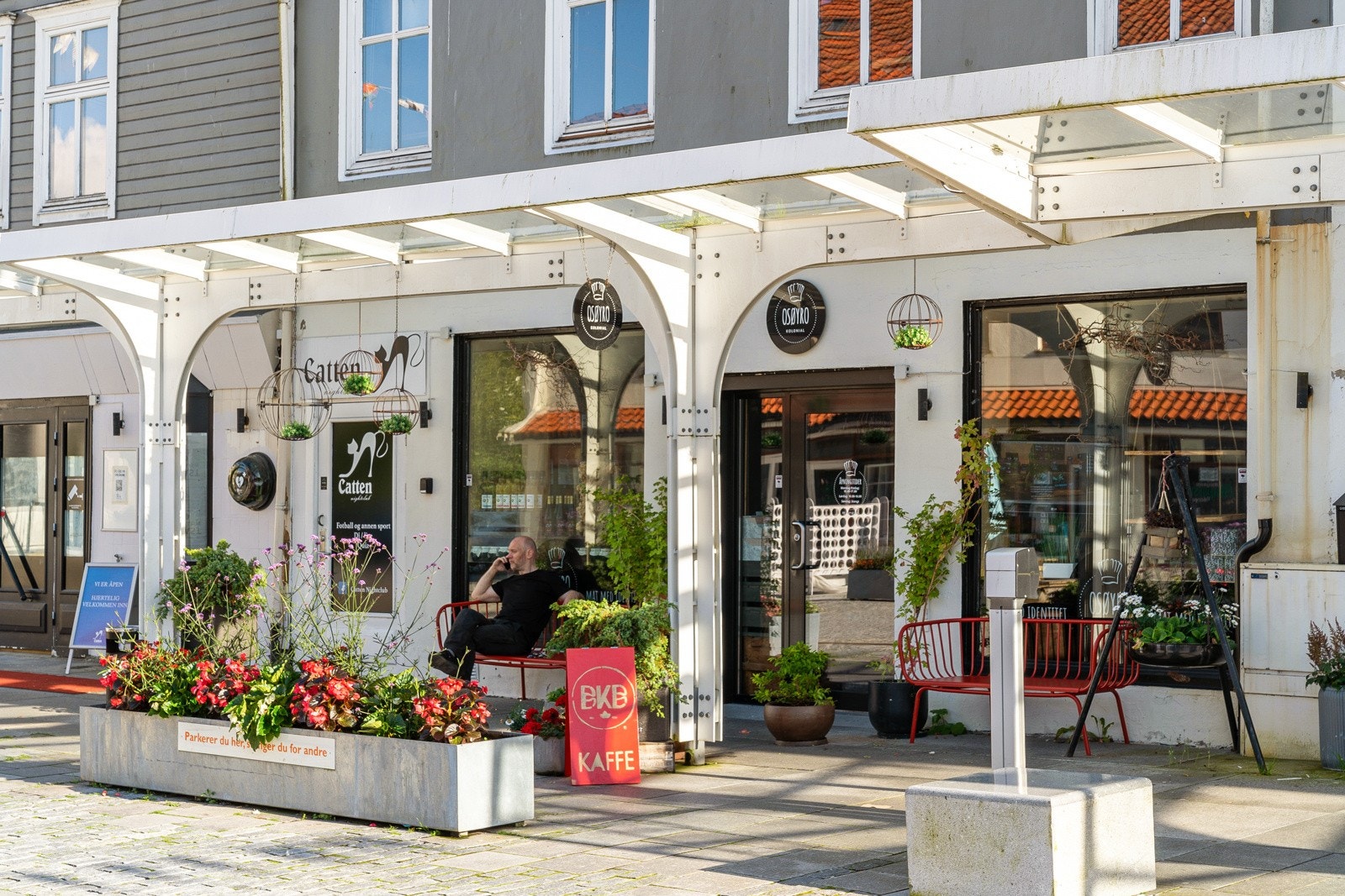 Osøyro Kolonial byr på matglede en kan kjøpe i butikk og catering til for eksempel konfirmasjon. Galleribilde