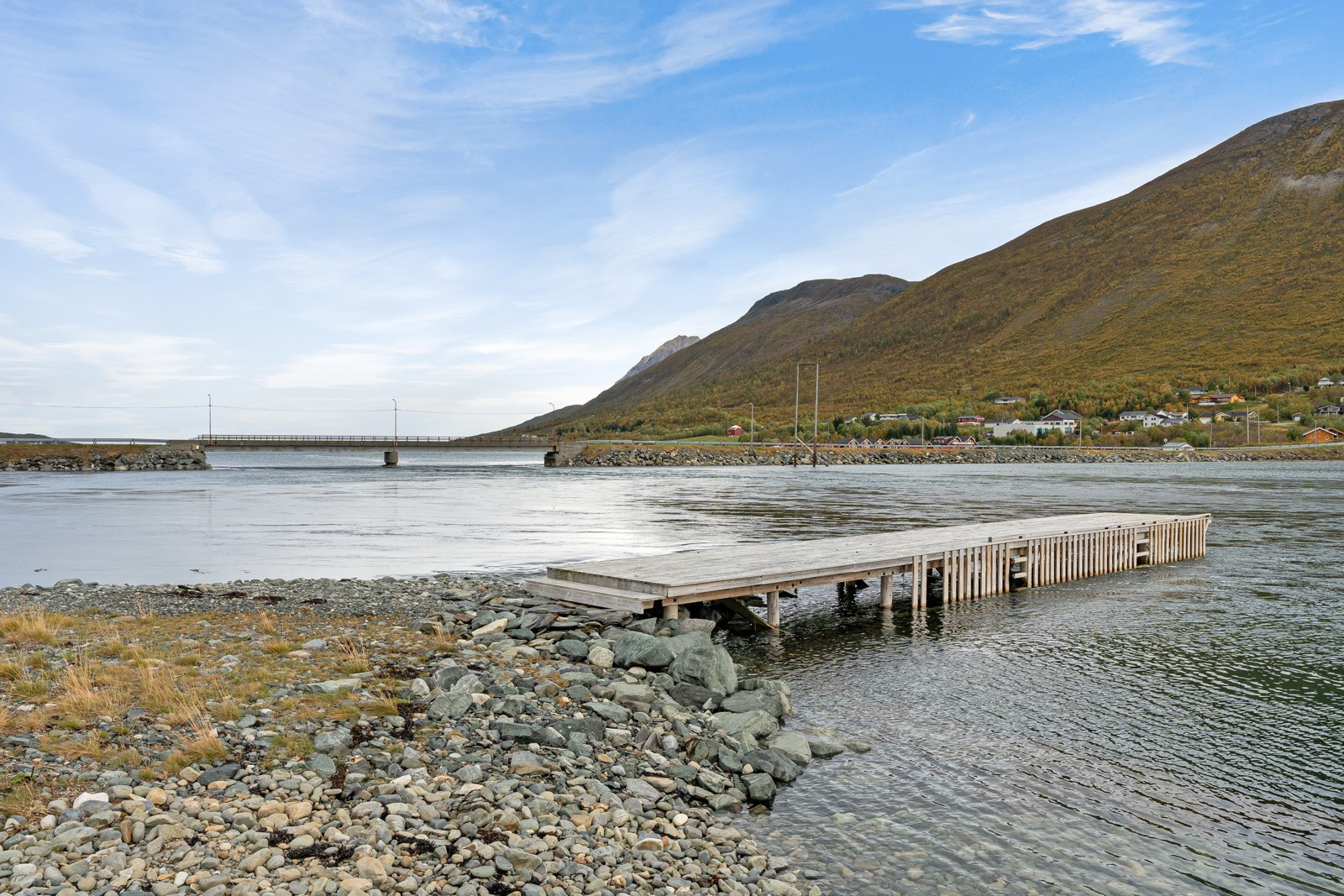Ffantastisk beliggenhet i et rolig og naturskjønt område i Lyngen