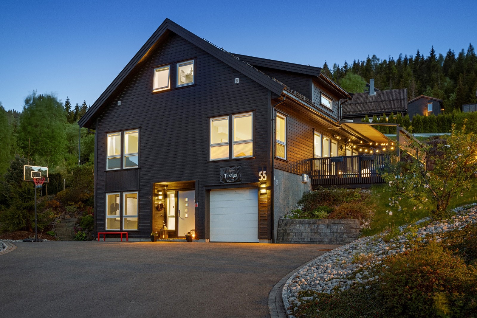 Høyt og fritt med utsyn over området. Galleribilde