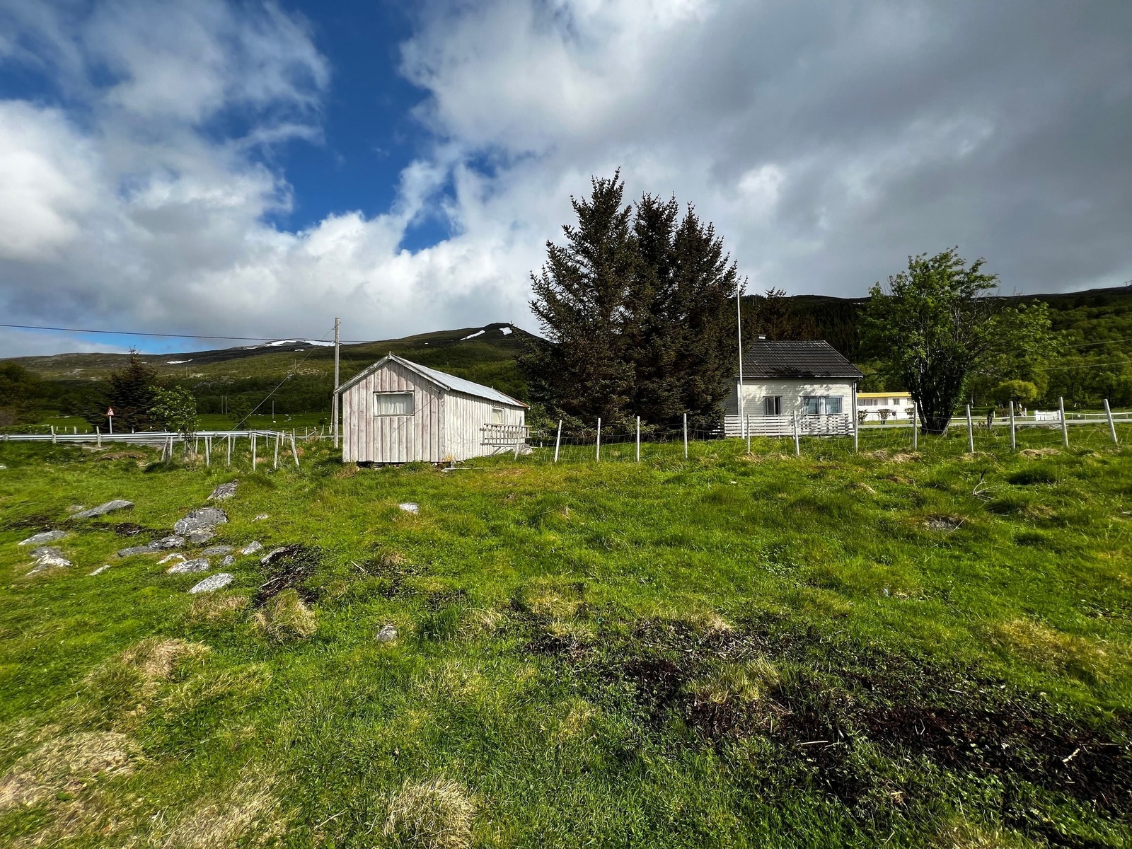 Aneks og hytte Galleribilde