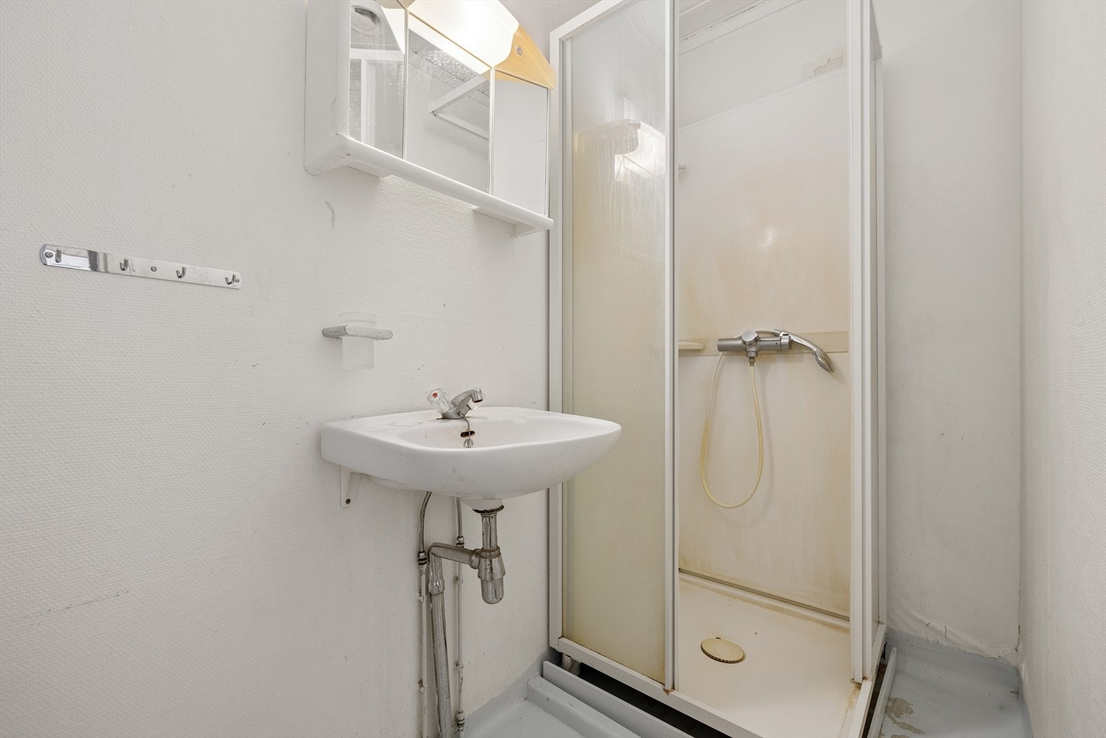 Baderom i sidebygning. Galleribilde