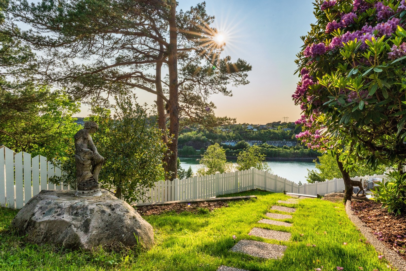 - Enebolig med en helt unik beliggenhet i Bjørndalstræ - Galleribilde