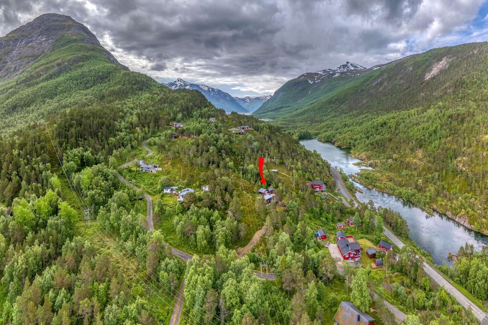 Eiendommen ligger like ovenfor Rånaelva Galleribilde