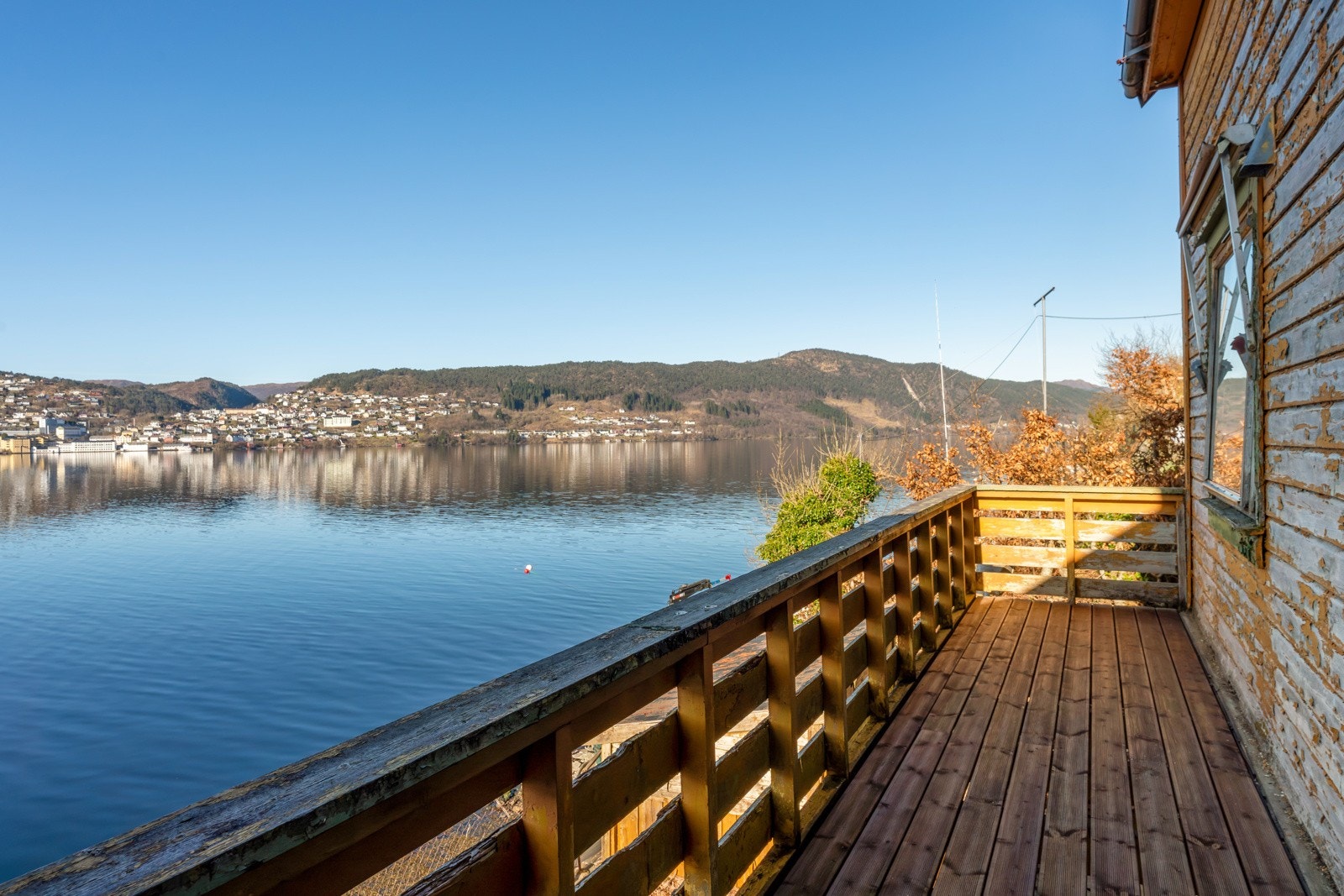 Altanen med orkesterplass Galleribilde