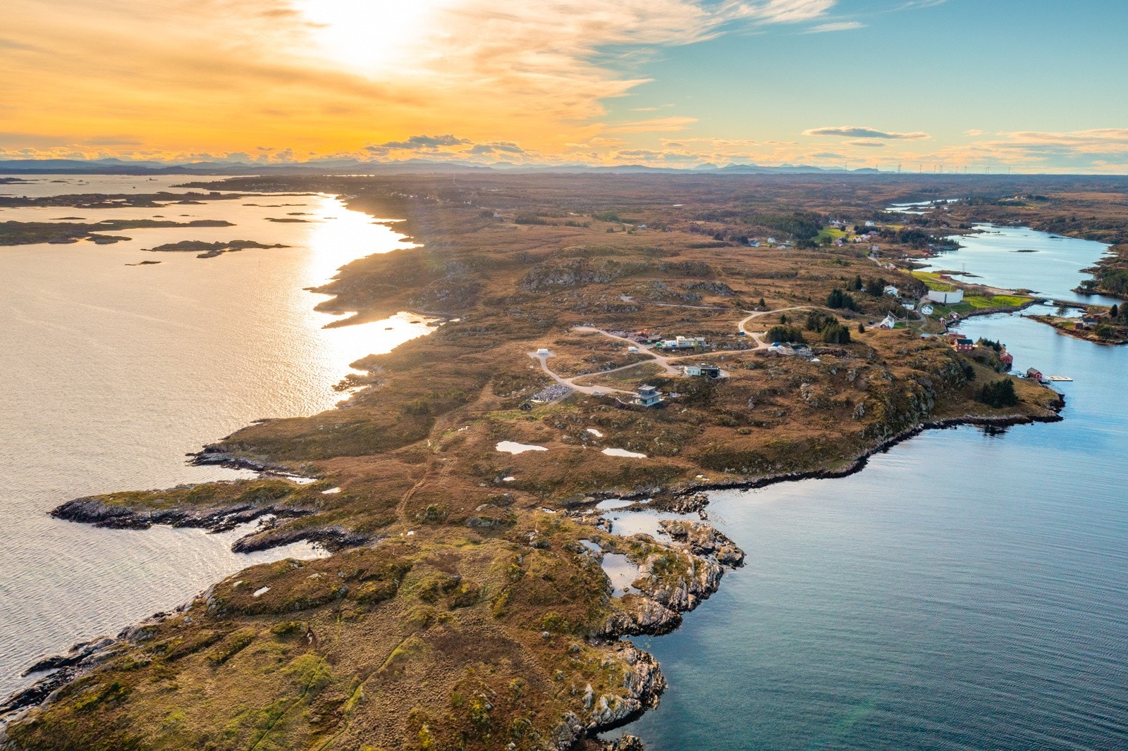 - Hytta ligger i et luftig hyttefelt, hvor man har god avstand mellom eiendommene Galleribilde