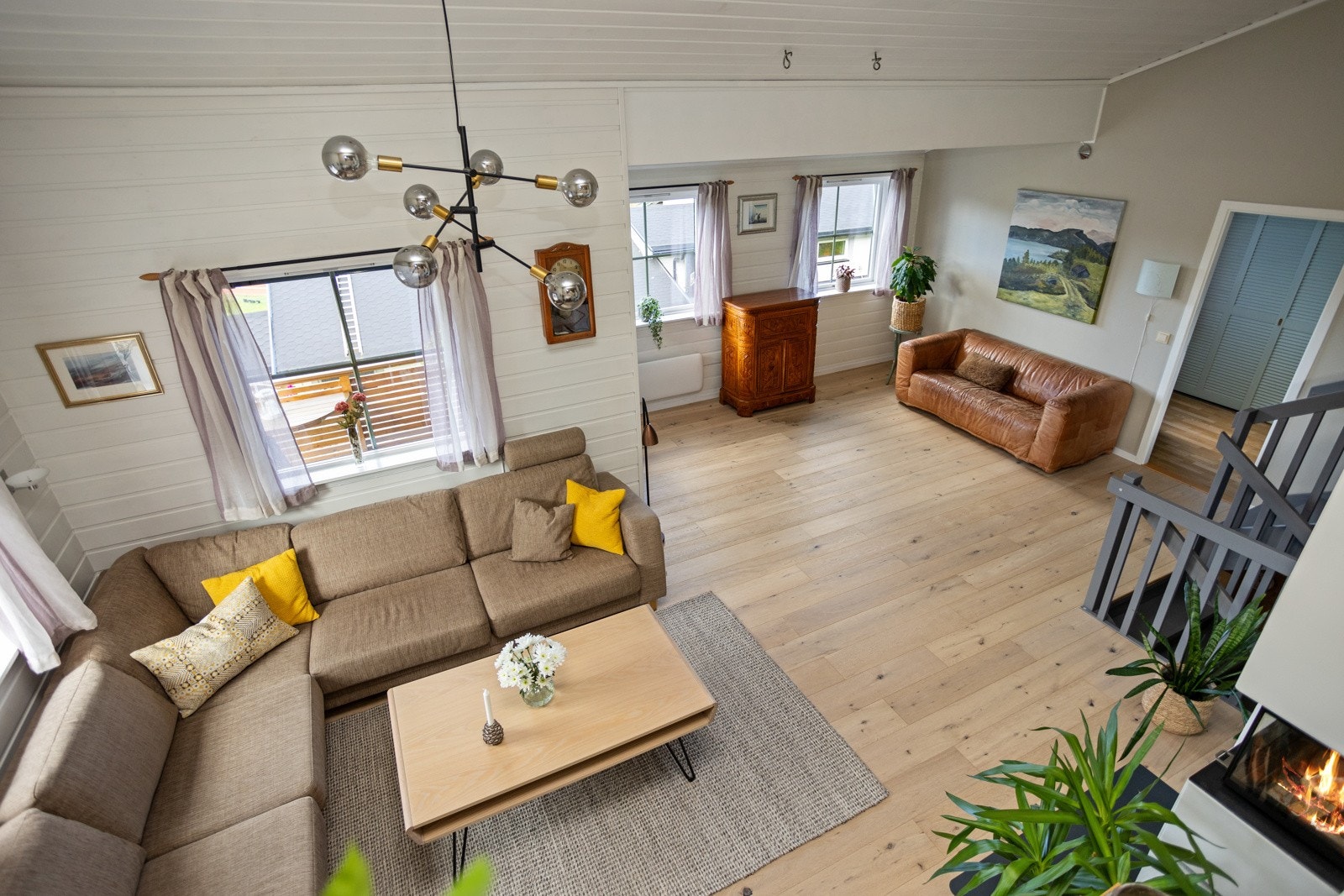 Stuen sett fra kjøkken. Galleribilde