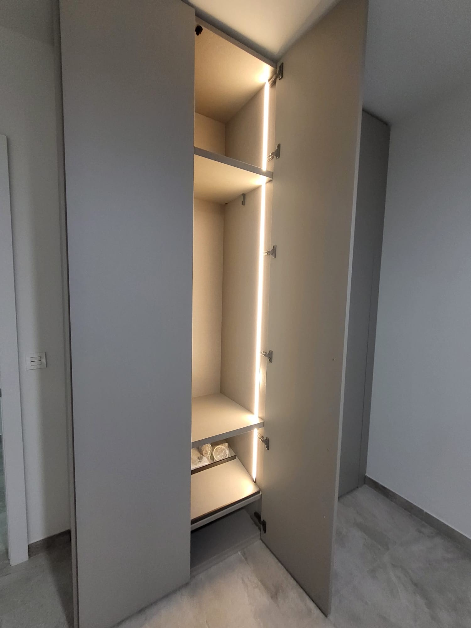 Garderober i soverom. Galleribilde