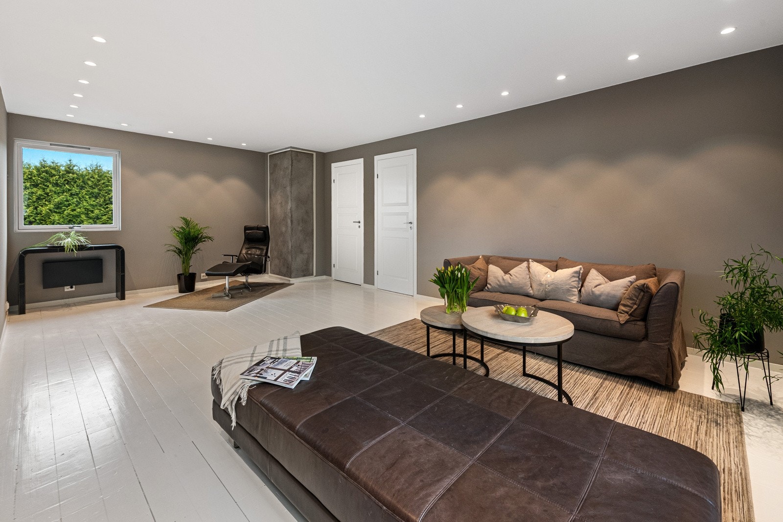 Stor stue i 2. etasje på ca 33 m² Galleribilde