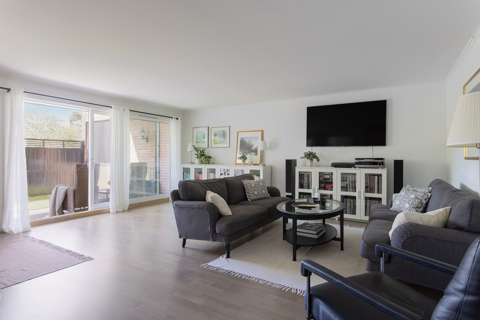 Det er god plass til å innrede med store møbler etter eget ønske. Galleribilde