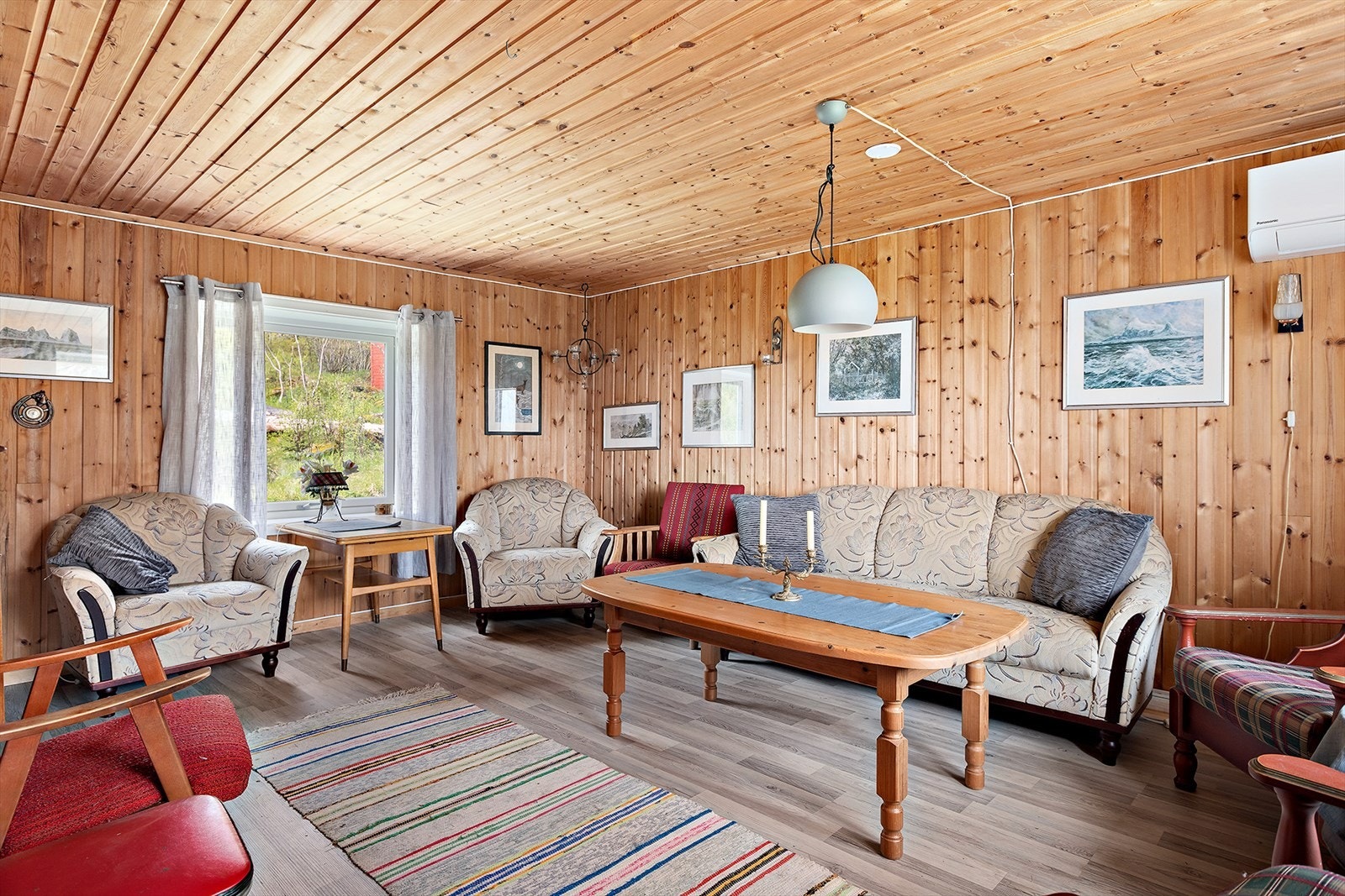 Trivelig stue med varmepumpe - 1.etg. Galleribilde