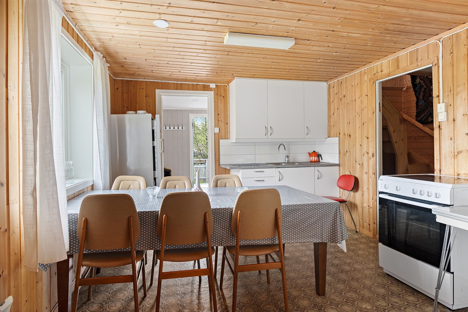 God plass til spisebord - 1.etg. Galleribilde