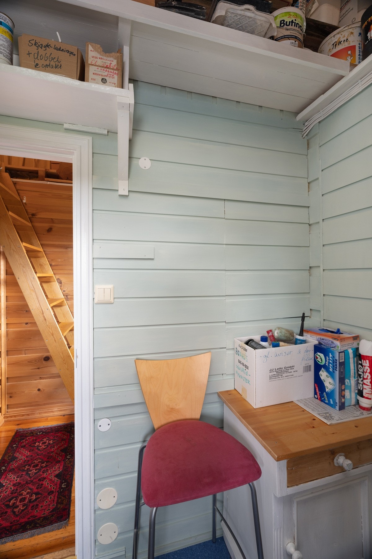 Hytta har også et separat vaskerom. Galleribilde