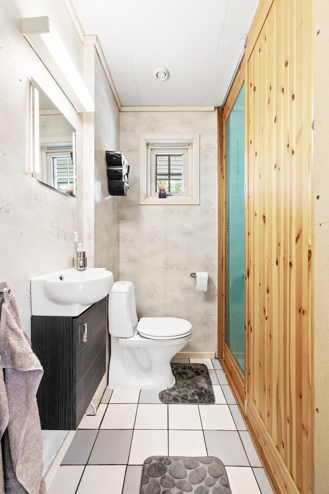 Ekstra toalett. Galleribilde