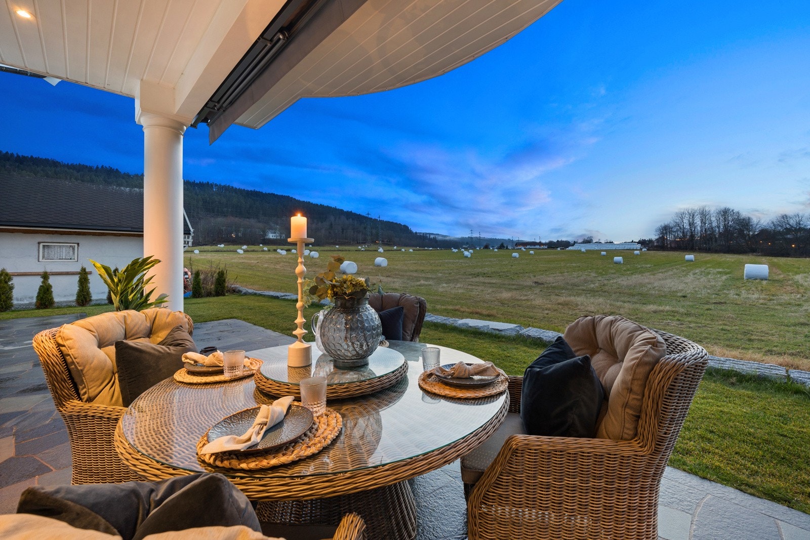 Usjenert og solrikt. Galleribilde