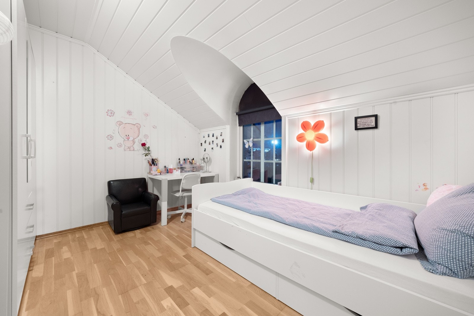 Soverom. Galleribilde